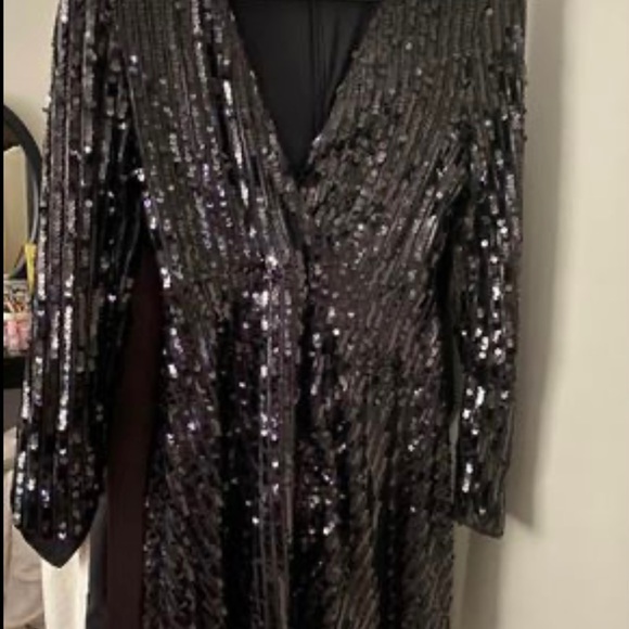 Wrap front sequin skater dress Black - Picture 5 of 5